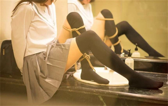BDSM中的brat属性：你真的了解这种调皮的臣服者吗？ 一