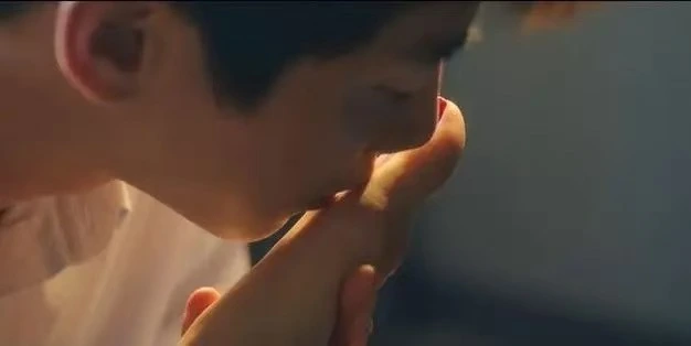 如何在字母圈中优雅地享受spank的乐趣与边界判定? 一